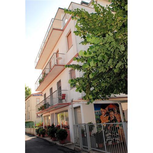 Hotel Eleonora Ріміні Екстер'єр фото