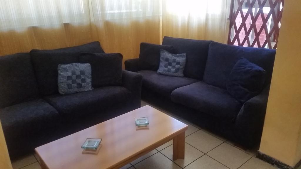 Hotel Eleonora Ріміні Екстер'єр фото